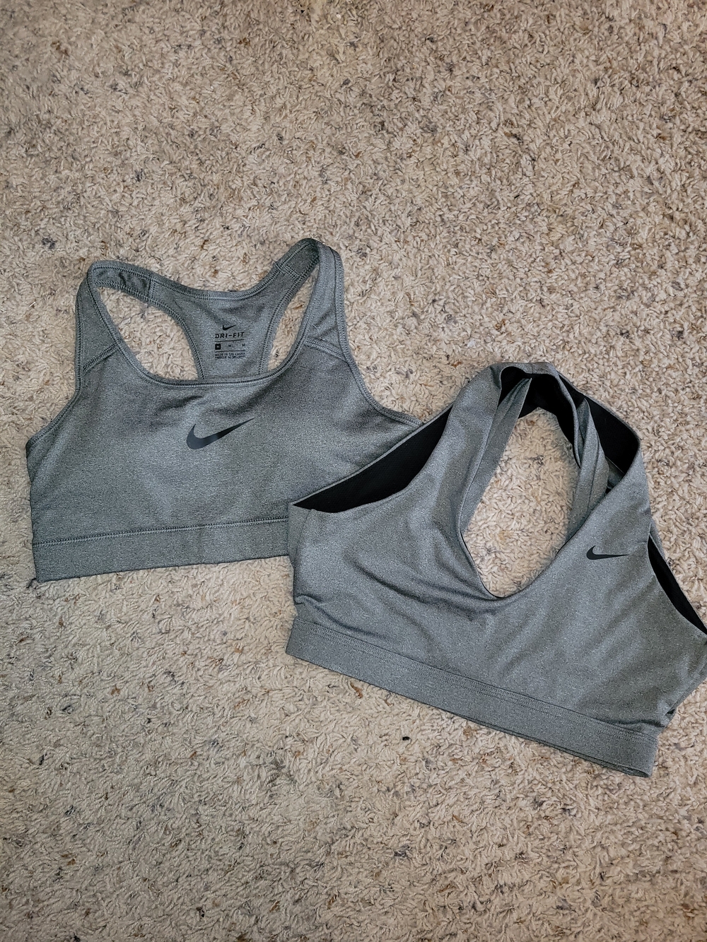 Nike Sports Bra Grey  Bundle Racerback Size Medium Workout Athletic